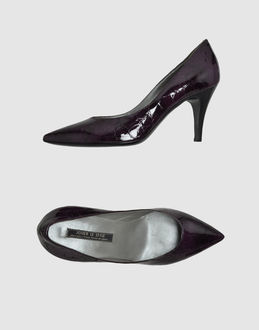 Jouer Le Style Closed-toe Slip-ons  - Item 44313657