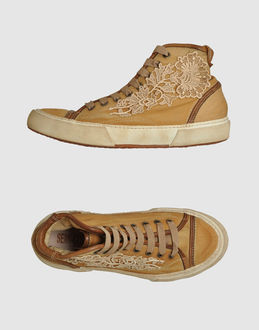  Bild semi - Sneakers