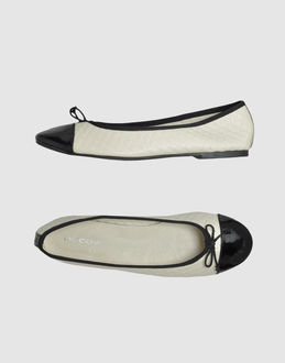 Pieces Ballet Flats - Item 44318572