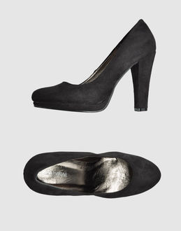 Ni??a Morena Platform Pumps - Item 44318947