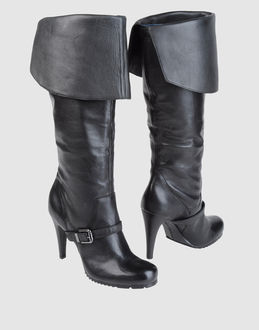 LUCA STEFANI - CALZATURE - Stivali con tacco - su YOOX.COM