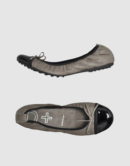 D+ Ballet Flats - Item 44321798
