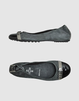 D+ Ballet Flats - Item 44321835