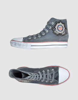 Bild studs war - Sneakers