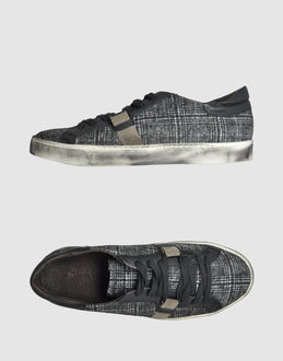 GOLD CASE - CALZATURE - Sneakers - su YOOX.COM