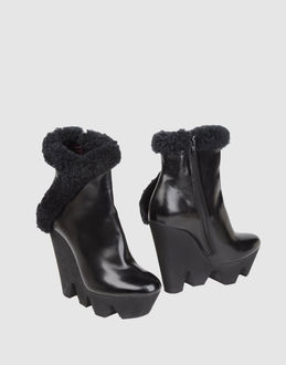 Viktor & Rolf Ankle Boots - Item 44323434