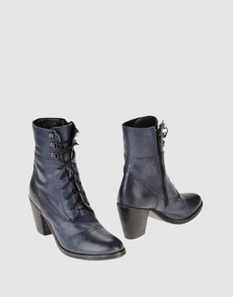 Moma Ankle Boots - Item 44323510