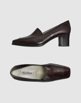 Valleverde Closed-toe Slip-ons  - Item 44324268