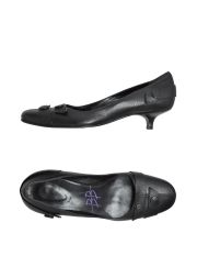 BB - Closed-toe slip-ons 