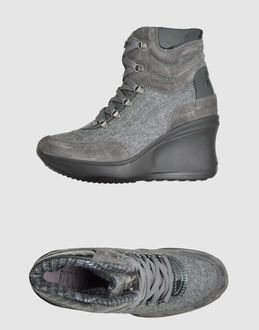 RUCO LINE - CALZATURE - Zeppe - su YOOX.COM