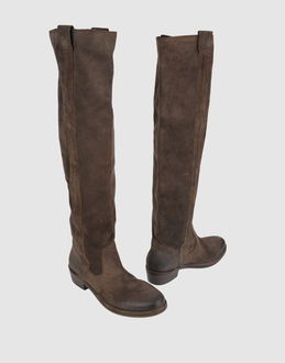 Strategia Boots - Item 44329311