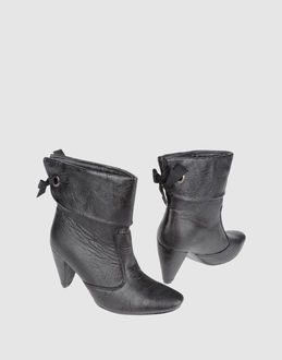 GIOVY - CALZATURE - Stivaletti - su YOOX.COM