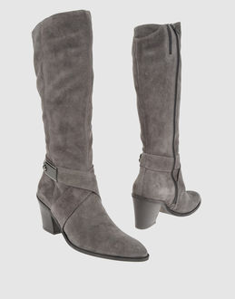 Elle High-heeled Boots - Item 44330235