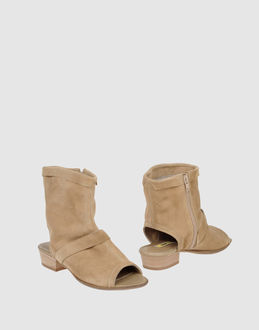 MANAS - CALZATURE - Stivaletti - su YOOX.COM