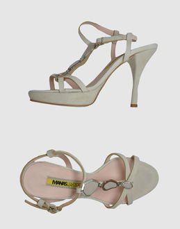 MANAS - CALZATURE - Sandali con plateau - su YOOX.COM