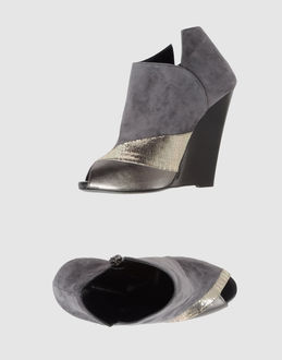 DIEGO DOLCINI - CALZATURE - Zeppe - su YOOX.COM
