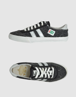  Bild tst - Sneakers