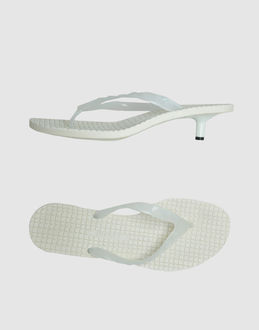 FRENZY - CALZATURE - Sandali con tacco - su YOOX.COM