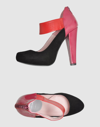 ZOOM PATRICIA ROSALES - Pump