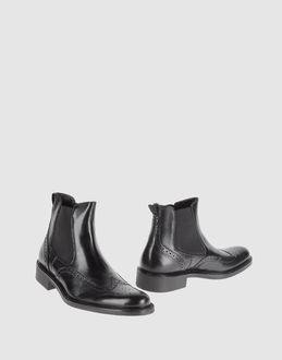 Thompson Ankle Boots - Item 44336281