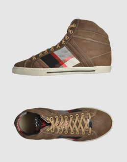  Bild le voice - Sneakers