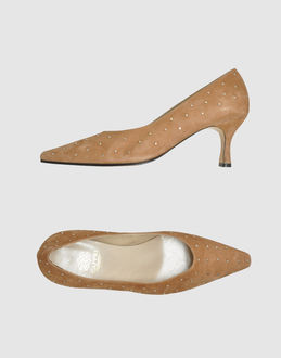 Calzados Capri Closed-toe Slip-ons  - Item 44338053