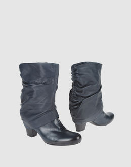 Vic Ankle Boots - Item 44338352