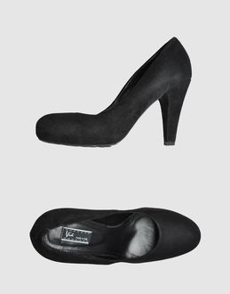 VIC - CALZATURE - Decolletes con plateau - su YOOX.COM