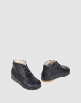 P??p?? Ankle Boots - Item 44339352