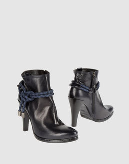 MARE - CALZATURE - Stivaletti - su YOOX.COM