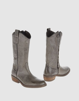 Clic Boots - Item 44340994