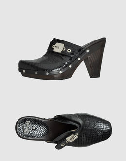 SCHOLL FOOTWEAR Mules WOMEN on YOOX.COM