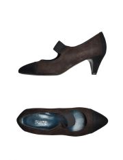 SUITE - Closed-toe slip-ons 