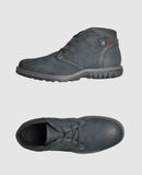 Confronta prezzi Diesel - calzature - polacchine su yoox.com