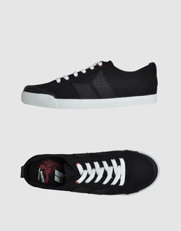  Bild macbeth - Sneakers