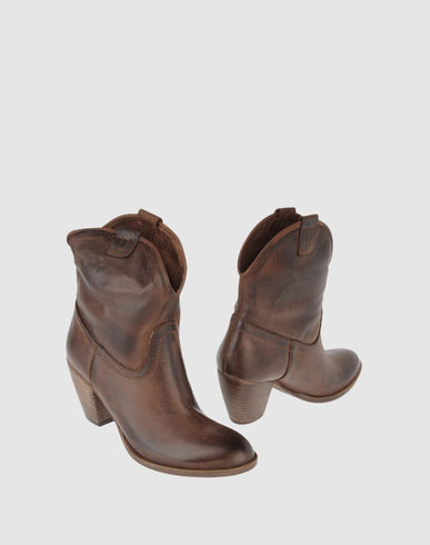 ZOOM GESTE PROPOSITION - Ankle boot