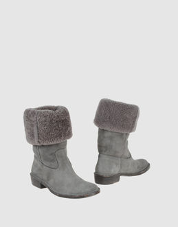 Esseutesse Ankle Boots - Item 44345390