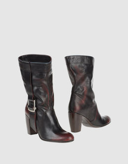 Esseutesse Ankle Boots - Item 44345408