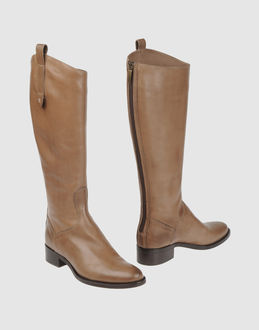 Maria Cristina Boots - Item 44345994