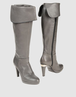 COCCINELLE - CALZATURE - Stivali con tacco - su YOOX.COM