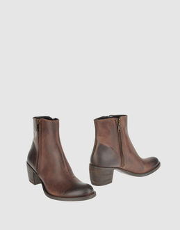 FRANCESCO MORICHETTI - CALZATURE - Stivaletti - su YOOX.COM