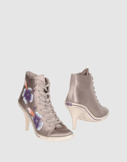 ASH - CALZATURE - Stivaletti - su YOOX.COM