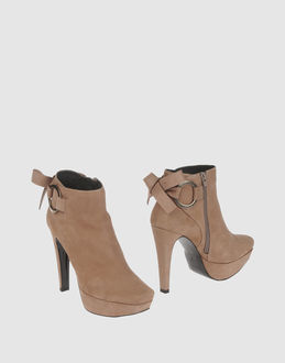 PACO GIL - CALZATURE - Stivaletti - su YOOX.COM