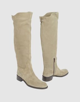 EMMA LOU - CALZATURE - Stivali - su YOOX.COM