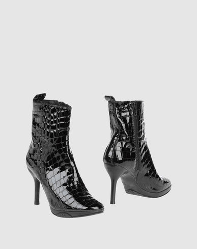 ZOOM RUCO LINE - Ankle boots