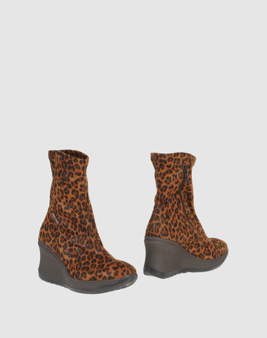 ZOOM RUCO LINE - Ankle boots