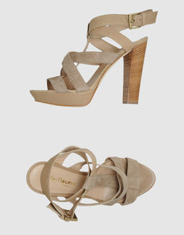 PETER FLOWERS - CALZATURE - Sandali con plateau - su YOOX.COM