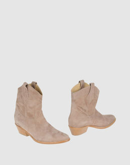 PETER FLOWERS - CALZATURE - Stivaletti - su YOOX.COM