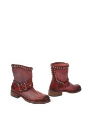 HTC - Ankle boots