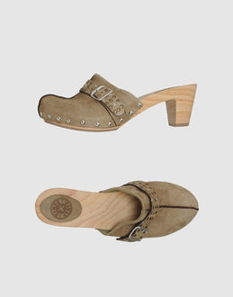 CENTO X CENTO - CALZATURE - Sabot - su YOOX.COM